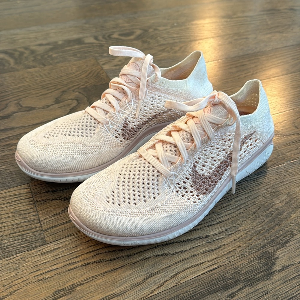 Nike Fly Knit Blush Pink Nude